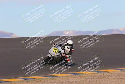 media/Sep-11-2022-SoCal Trackdays (Sun) [[81b7e951af]]/Bowl (820am)/